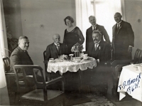 T. G. Masaryk on a visit to the district governor Špale (1931, standing next to the president is the grandmother of the witness)