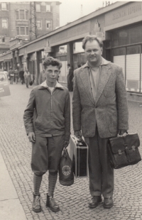 Bohuslav Šír with his father at the railway station in Prague before leaving for the international camp, 1958