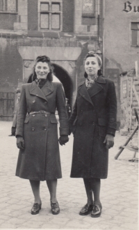 Žofie Ausficírová (mother of the witness) and Aurelie Rychlá (shot in an air raid), friends from the total deployment