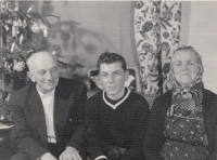 Bohuslav Šír with his grandparents, Christmas 1959