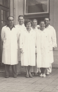 MUDr. Blanka Pálková (in the middle) with colleagues in the sanatorium in Šumperk, 1956