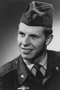 Witness in the military service, 1965