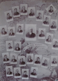 School board of the economic school in Pilsen, where Josef Hornický II. (second row from the bottom, first on the left) is a student, 1904
