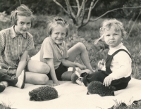 Zdeněk Bašný with his elder sisters Běla and Viléma in 1957