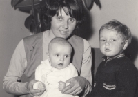 Kamil Pestak with his mother and sister, 1969