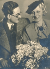 Václav Renč with his wife Alena, wedding photo, 1936