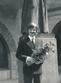Jiří Růžička na promoci, 1971