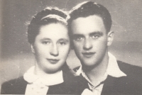 Brother Jakub Klepáček married Elisabeth (Alžběta) Švédová from St. Helena. At that time the rest of his family was still living in exile in the village of Ezeru (Cacomeanca Nouă), 1954