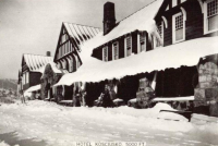 Hotel Kosciusko in the Snowy Mountains before the fire. Antonín Šponar built a new hotel on the burnt down site