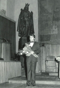 Graduation from the Faculty of Physical Education and Sport in 1980