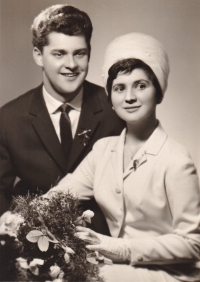 Wedding photograph of Vera and František Ludík, 1964