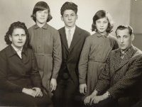 Helena Bartíková with her siblings and parents, Humpolec, 1960s