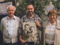 Jiří Cimrman, Růžena Cimrmanová and their son Pavel on the occasion of their golden wedding in Stary Plzenec