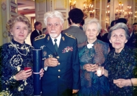 From the left: the mother of the witness Helena Fenzlová with former RAF pilot František Fajtl and his wife (1992)