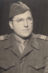 Dad Zdeněk Pavlovský at the army in Josefov