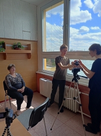 Student team recording the interview