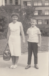 With mom, 1964