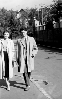 Želmíra Živná with her university classmate Jiří Dienstbier, USSR, 1959