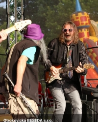 Leoš Duda (left) at a Kochta Band concert during the Otrokovická beseda festival