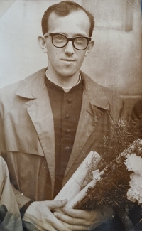 Andrej Lukáček po kněžském svěcení v roce 1965