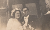 Wedding photo of the parents of Vilém and Marta Dedecius, 1946