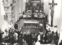 Funeral of Bishop Josef Hlouch in St. Nicholas Cathedral in České Budějovice in June 1972