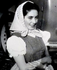 Wife Vlasta Konrádyová, née Čechová, in her youth