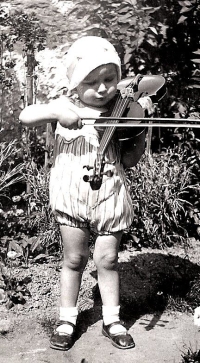 Antonín Konrády as a little boy with a violin