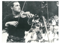 Miroslav Hudeček (centre) with Slávek Volavy (left) at the Strážnice festivities, 1950s.