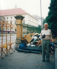 Úklid po povodních v roce 2002, Terezín