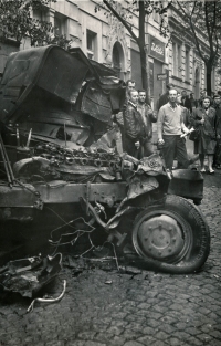 Invasion of Warsaw Pact troops, Wenceslas Square, 21 August 1968