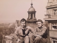 Witness Vladimír Mádle (left) on the roof of the Liberec post office at the time of the invasion on 21 August 1968