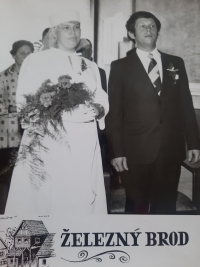 Vladimír Mádle marries his second wife Milena in 2001