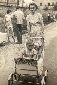 The witness with her daughter Maruska in the settlement of Pokrok in 1959