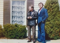 Václav Nedomanský with his father Václav in 1980, the communist regime let him go to the USA as a terminally ill to say goodbye to his son