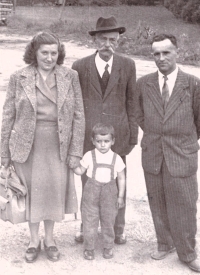 With parents and grandfather František, 1958