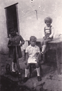 Libor Ovečka in the middle with his brother and sister / 1956