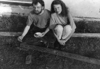 Ludvík Procházka with his wife Hana in the 1980s at his brother-in-law's cottage in Psary