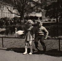 Jaroslav Ladýř with a friend, Karlovy Vary, 1950s