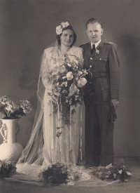 Wedding photos of parents, 1948