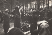 Unveiling of the monument, whose author was the witness´s father