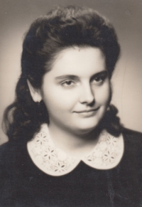 Portrait photo of Helena Salfická, Holice, 1973.