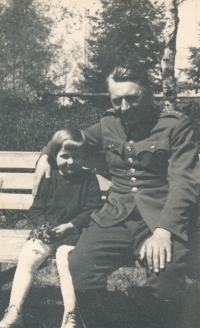 With father Jaroslav Chloupek, 1937