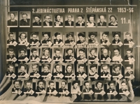 Jan Startl na maturitním tablu, 1956