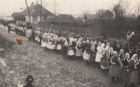 Celebration in the village of Velka Dobroň (former Subcarpathian Rus, today's Ukraine), Hungarian language part