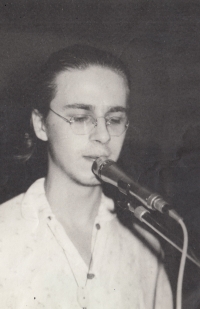 Josef Sládek in the band Svoz řepy, mid 80s