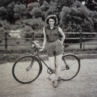 The witness with a bicycle that she often used in her youth