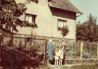 During a feast in 1960 in front of the parents' house. Antonie Tichopádová with her mother Anežka Šihorová and older daughter Vladimíra