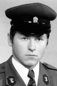 Jiří Jícha – voják základní služby – v uniformě Pohraniční stráže v roce 1979