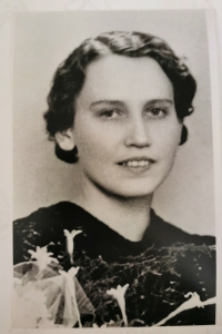 Štefanova matka Izabela, 1938